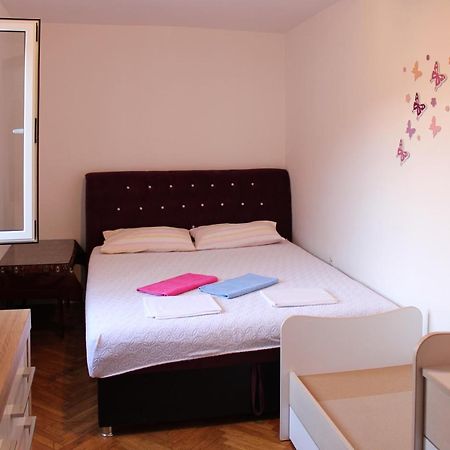 Petrovac Apartman Lana מראה חיצוני תמונה