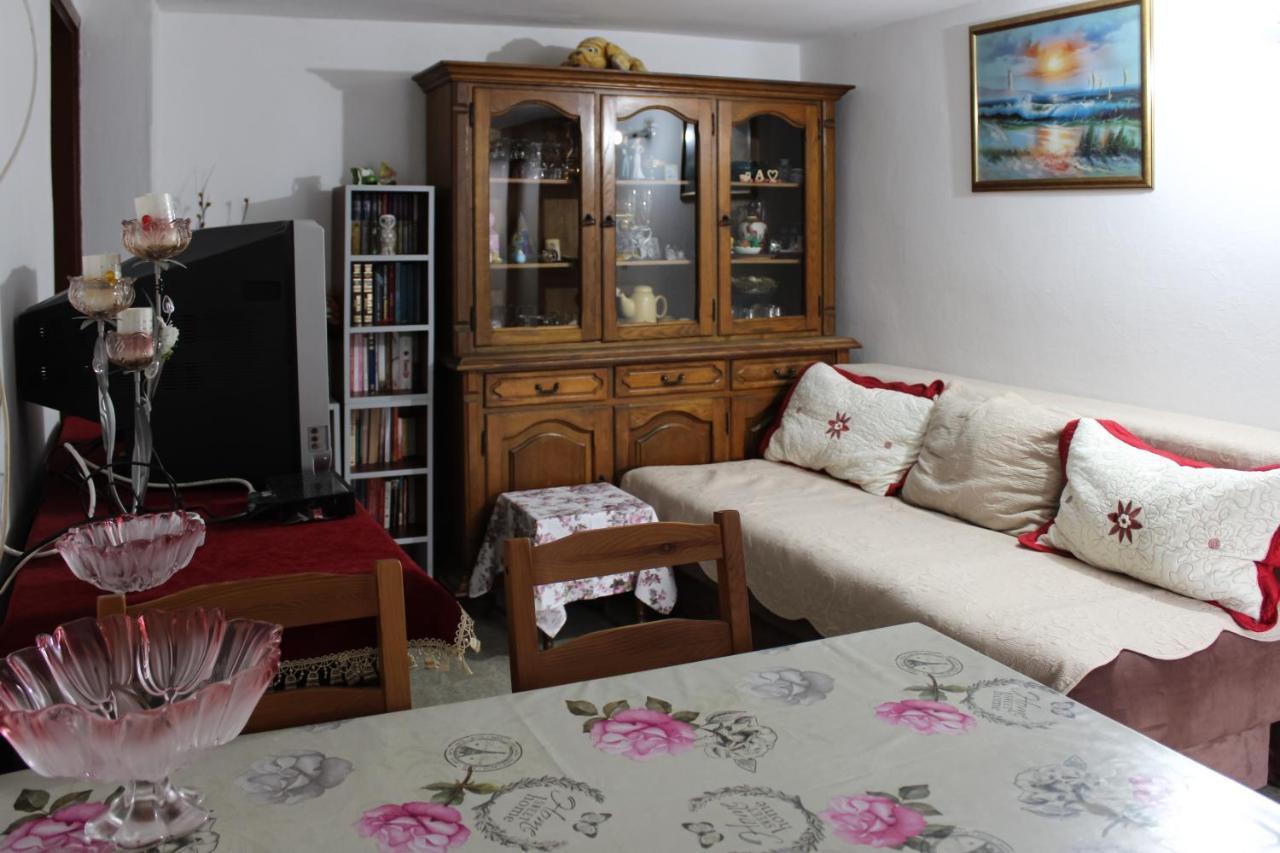 Petrovac Apartman Lana מראה חיצוני תמונה